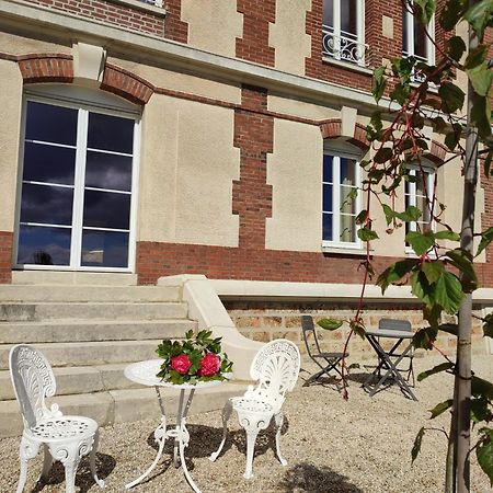 Demeure De La Garenne Bed and Breakfast Montmirail  Exteriör bild