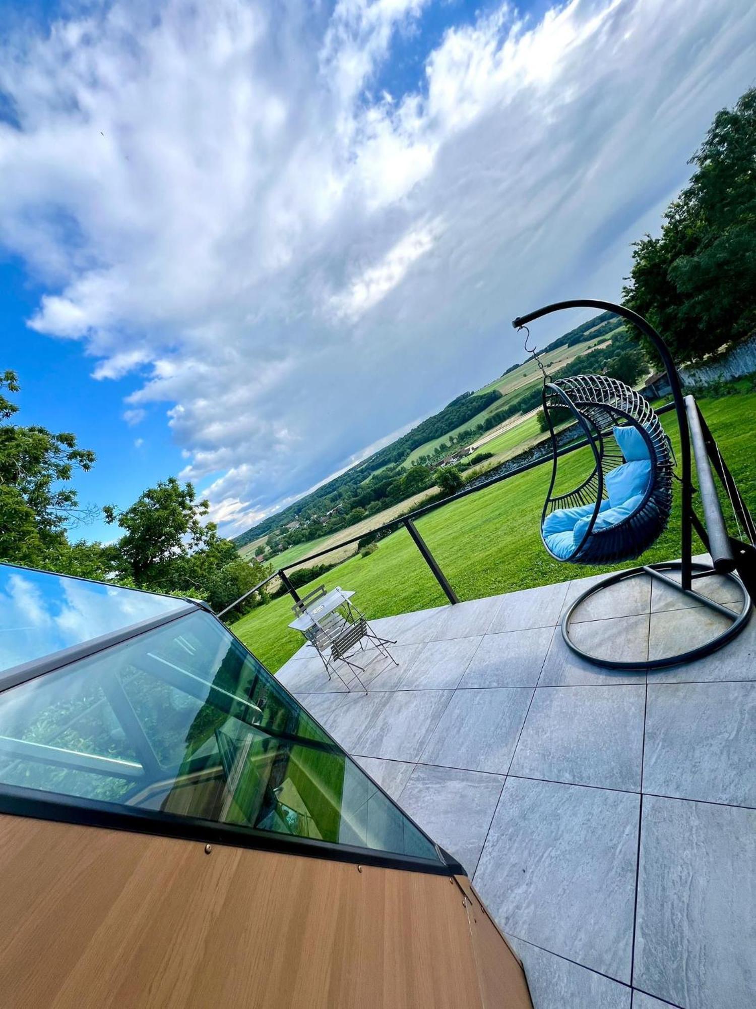 Demeure De La Garenne Bed and Breakfast Montmirail  Exteriör bild
