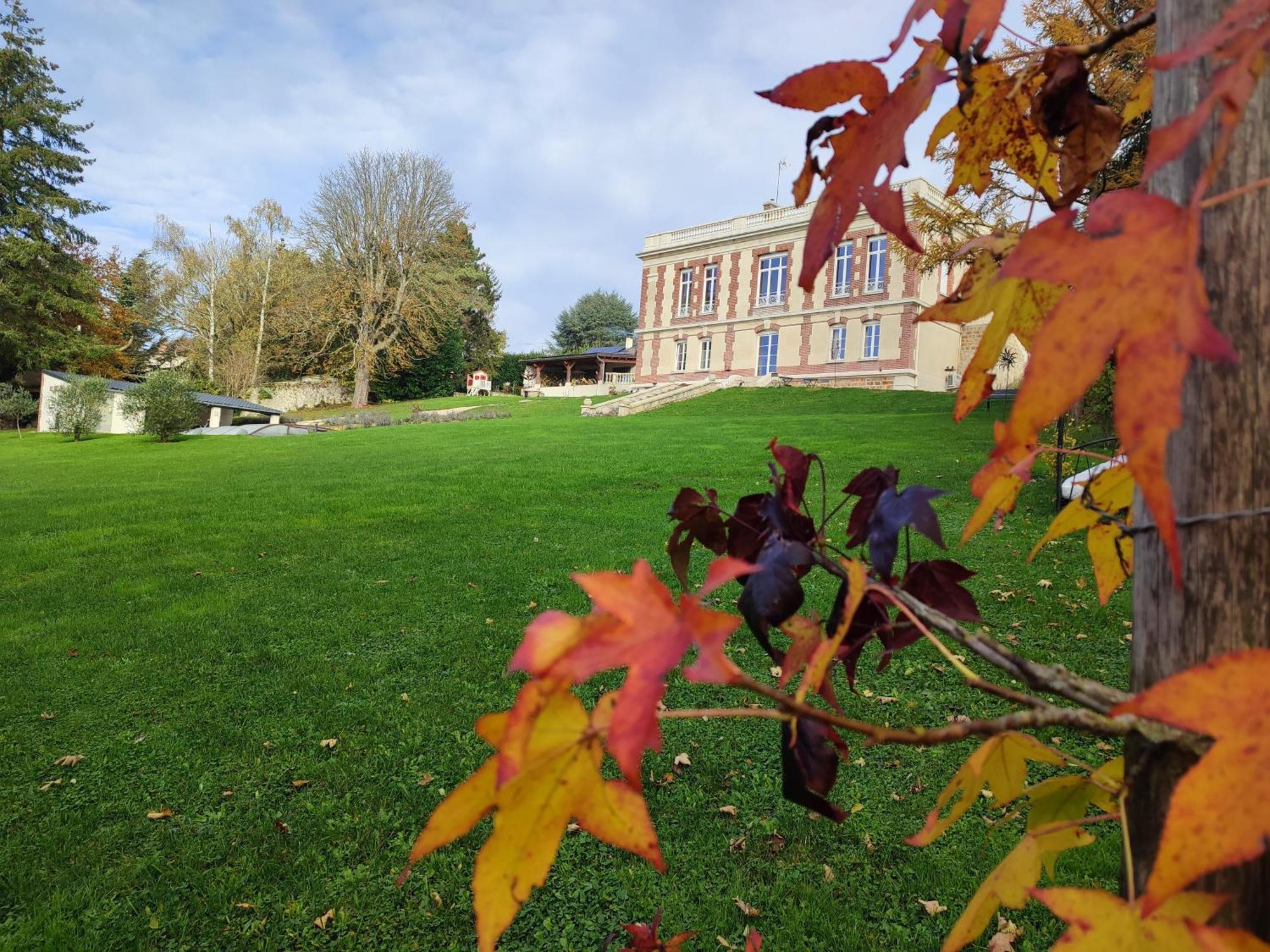 Demeure De La Garenne Bed and Breakfast Montmirail  Exteriör bild
