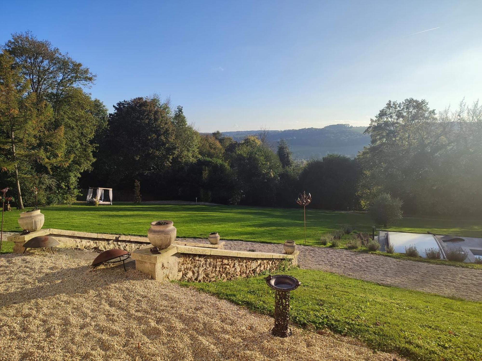 Demeure De La Garenne Bed and Breakfast Montmirail  Exteriör bild